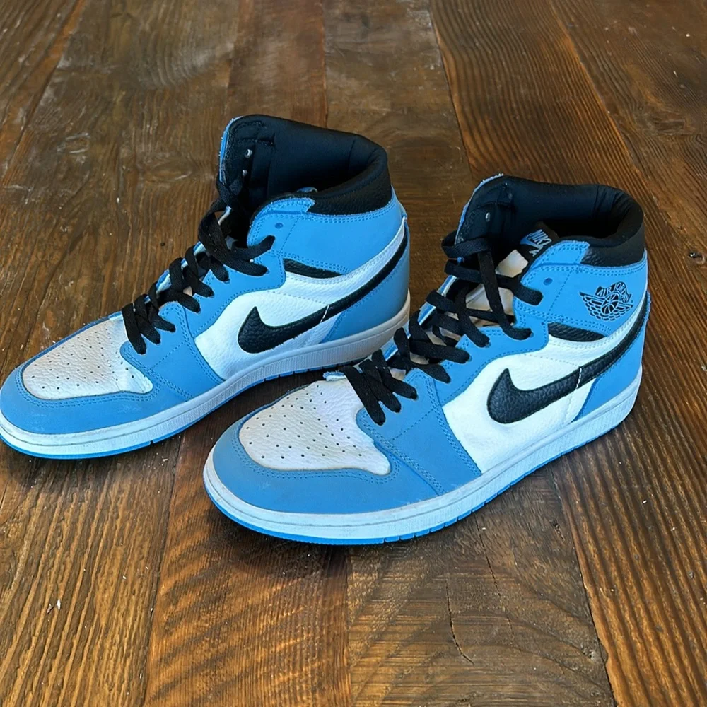 Nike Air Jordan 1 Retro High OG University Blue Men’s 9.5 EUC - Picture 5 of 8